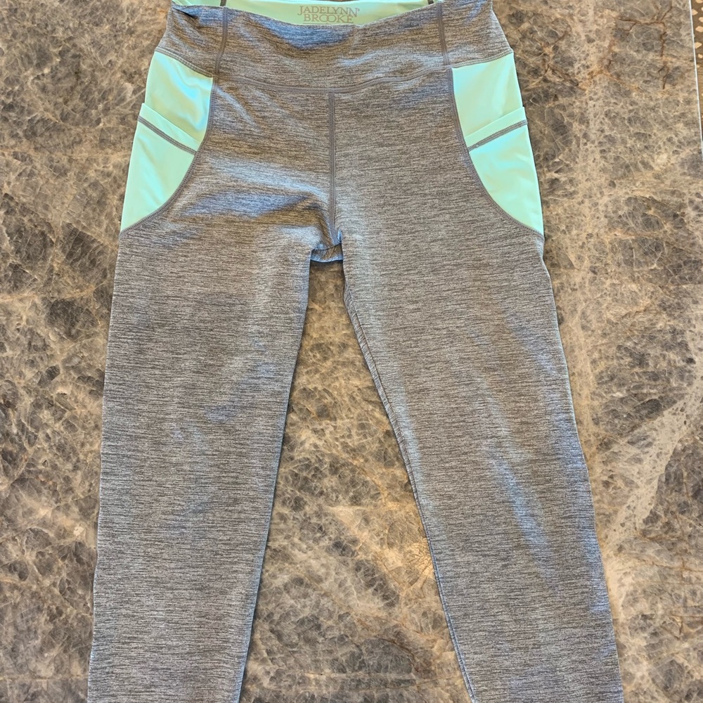 Jadelynn brooke leggings